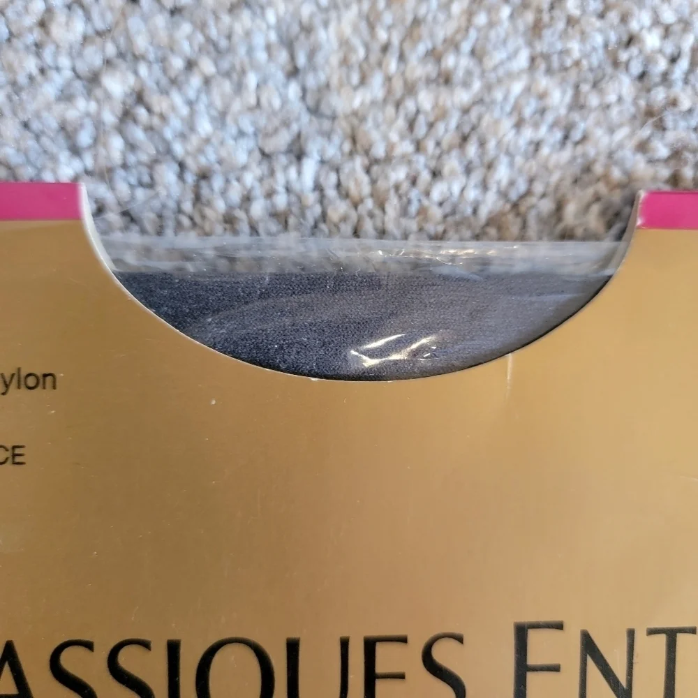 NWT Vintage Classiques Entier Hosiery Lycra Control Top Sheer Dark Gray Size C
